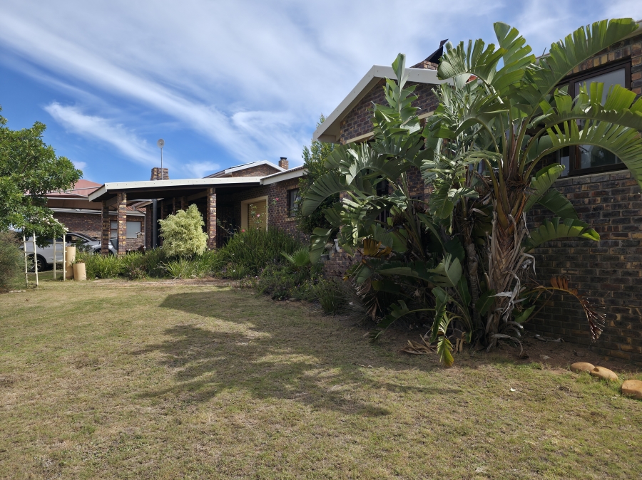 3 Bedroom Property for Sale in Wavecrest Eastern Cape